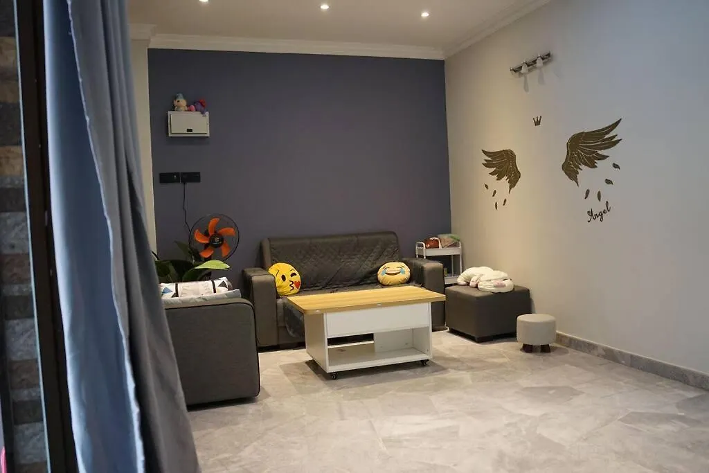 築名客宿@A Fame Homestay Ipoh Villa